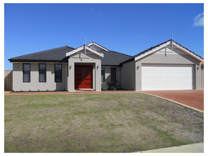 137 Lagoon Drive, Yanchep WA 6035