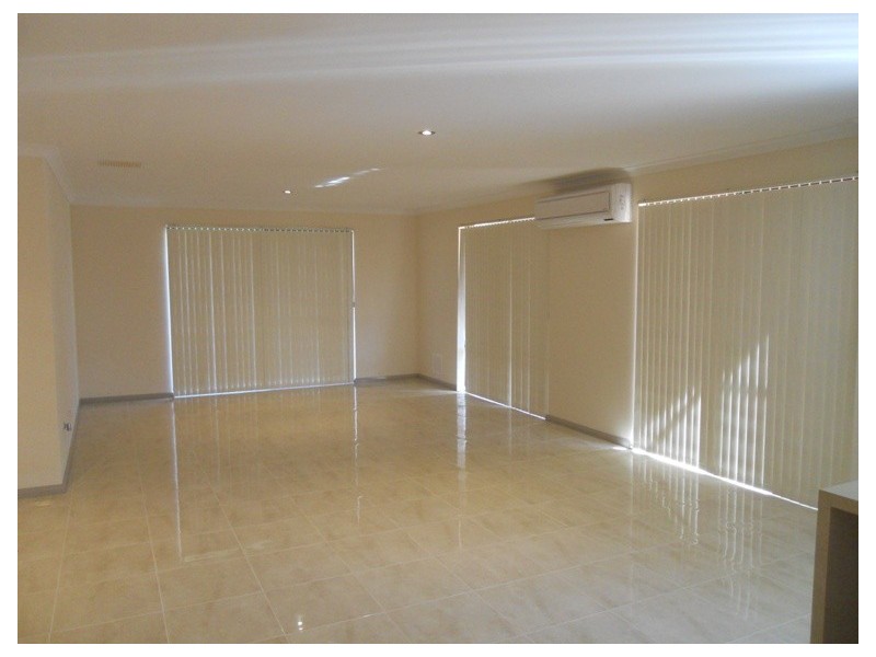 137 Lagoon Drive, Yanchep WA 6035