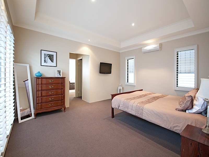 A/13 Mccoy Street, Melville WA 6156