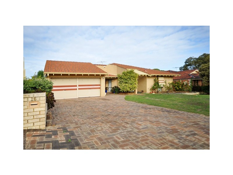 16 Northwood Way, Kallaroo WA 6025