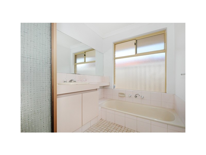 16 Northwood Way, Kallaroo WA 6025