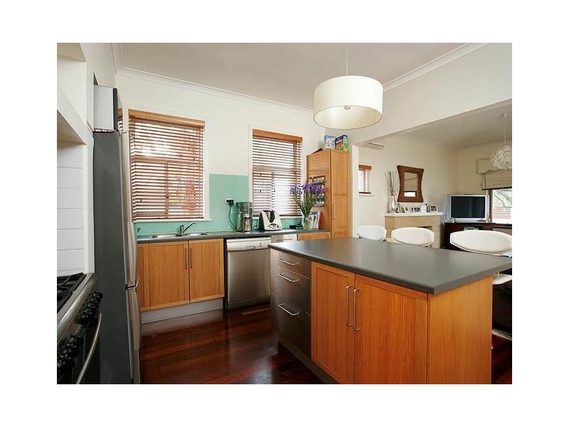 1/99 Manning Road, Manning WA 6152