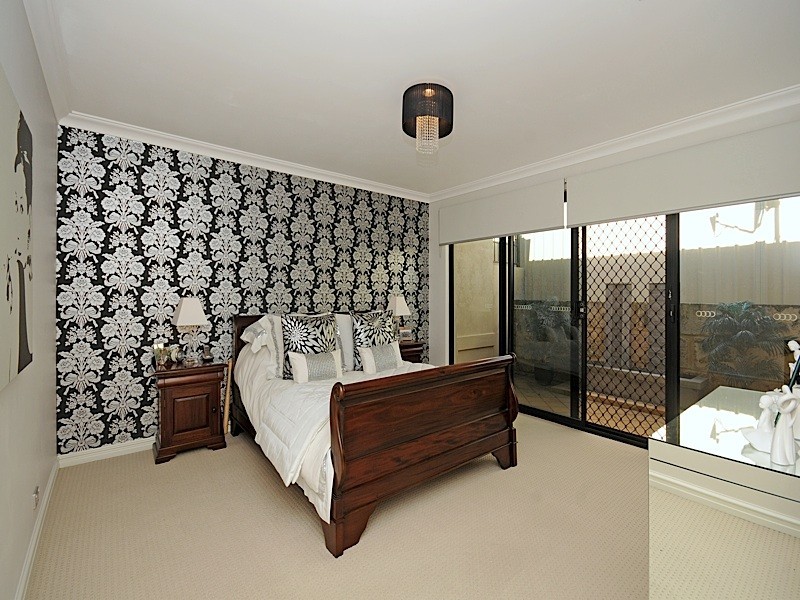 35 Quincy Loop, Iluka WA 6028