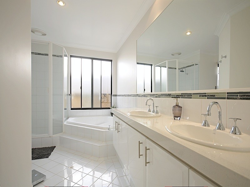 35 Quincy Loop, Iluka WA 6028