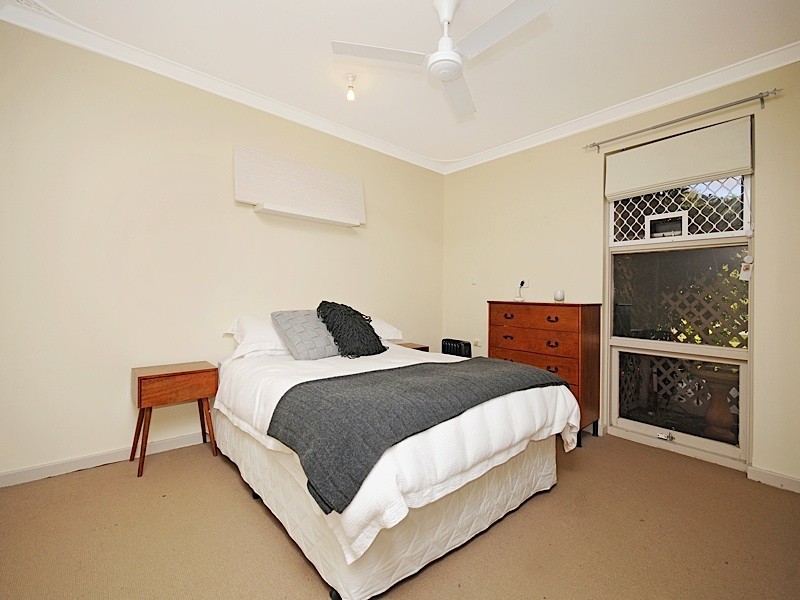 137 Milverton Ave, Karrinyup WA 6018