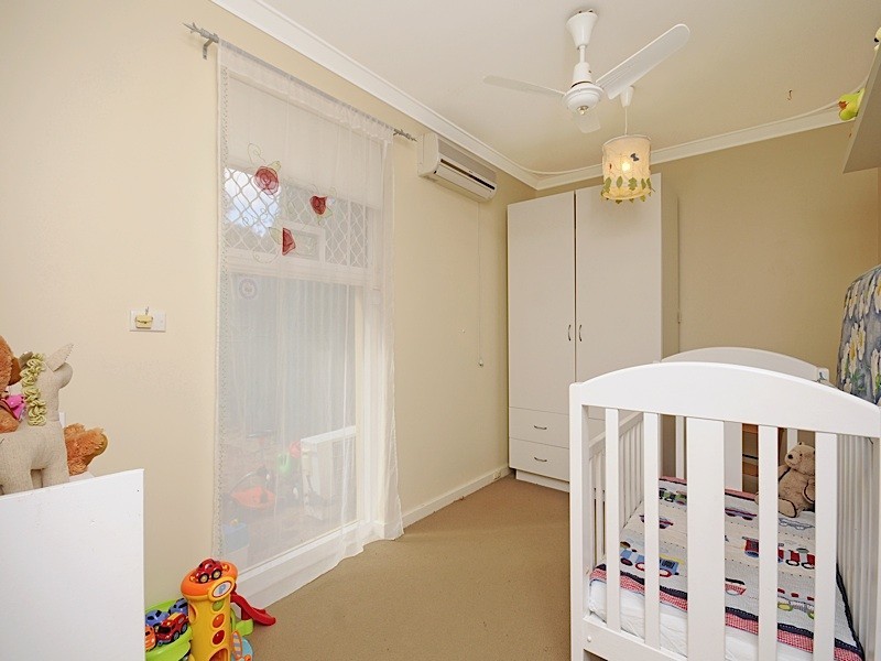 137 Milverton Ave, Karrinyup WA 6018
