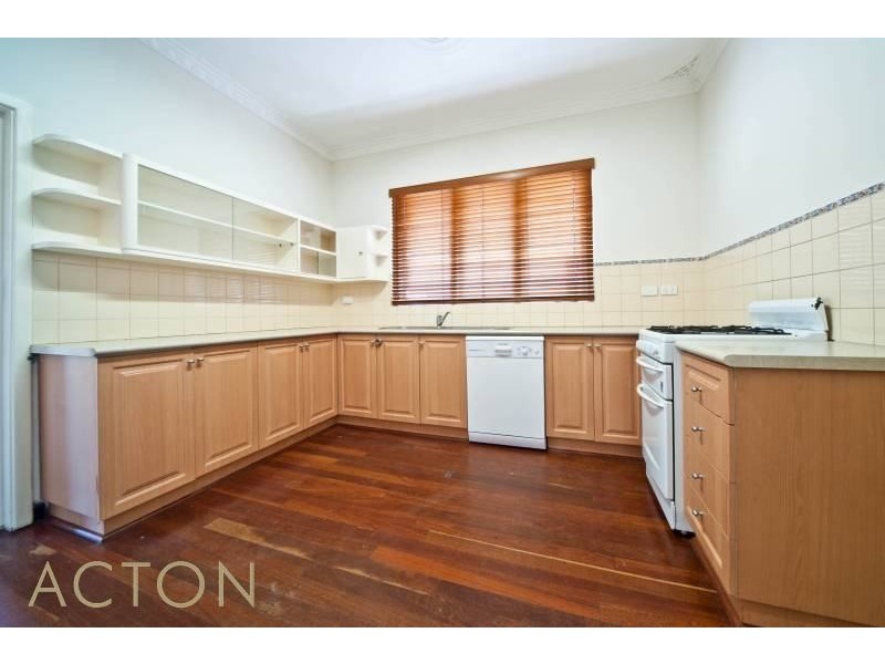 29 Salisbury Street, St James WA 6102