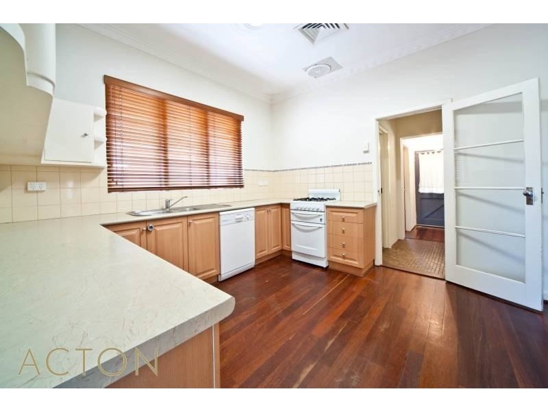 29 Salisbury Street, St James WA 6102