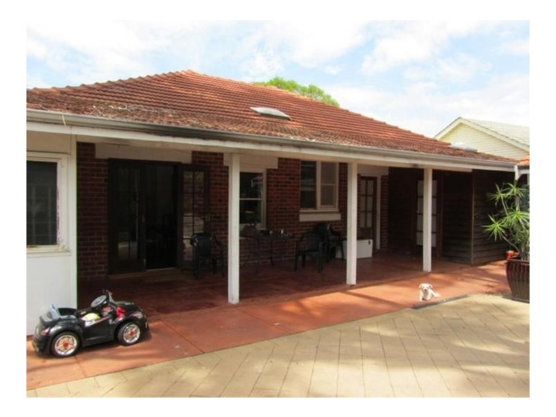 127 Rochdale Road, Mount Claremont WA 6010