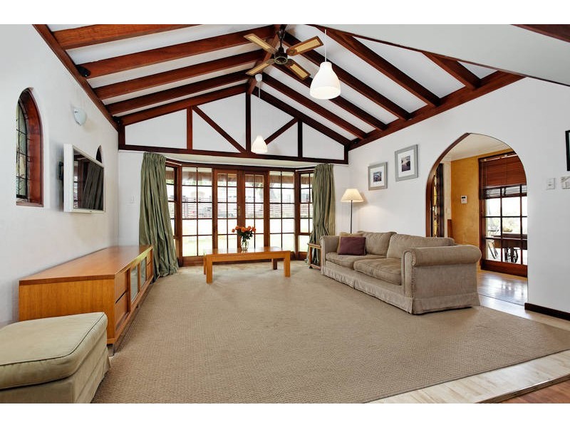 11 Glenties Road, Floreat WA 6014