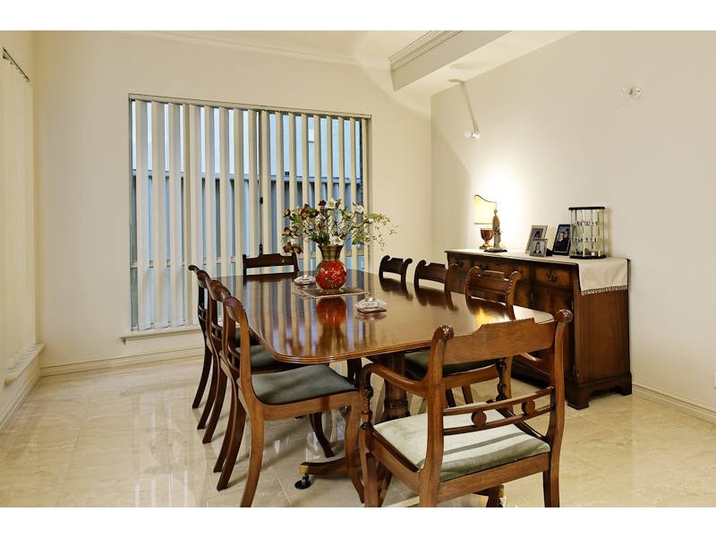 16 Daytona Drive, Iluka WA 6028