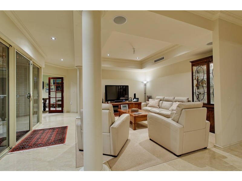 16 Daytona Drive, Iluka WA 6028