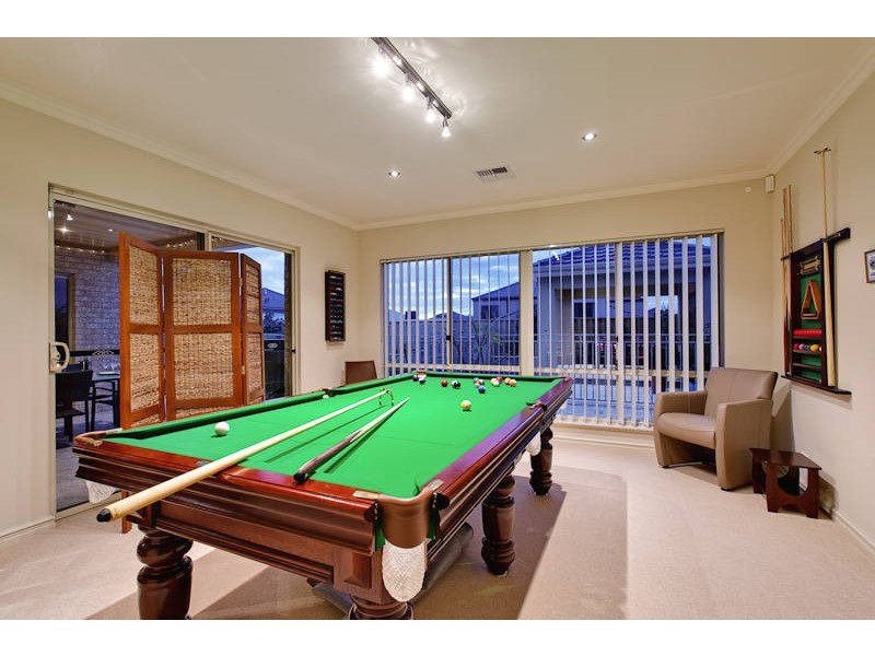 16 Daytona Drive, Iluka WA 6028