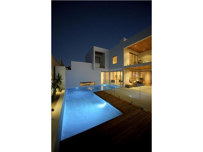 12 St Lucia Road, Iluka WA 6028