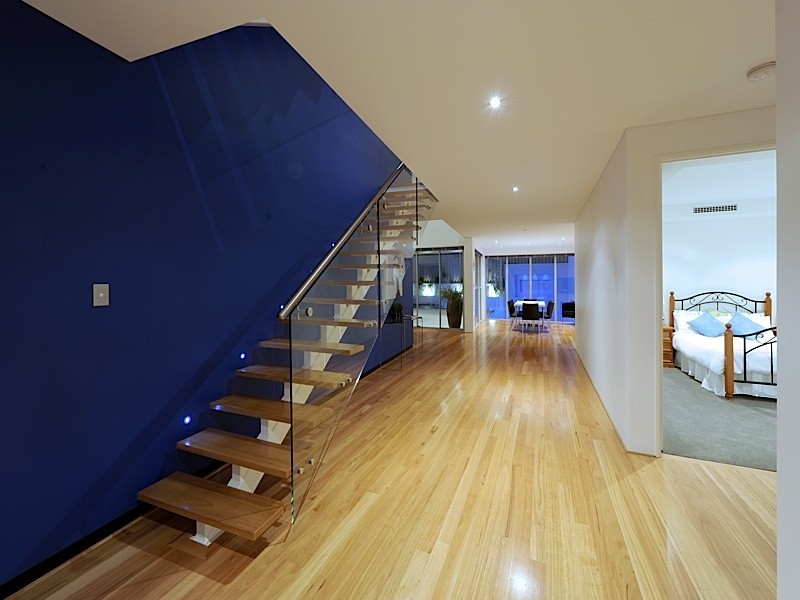 12 St Lucia Road, Iluka WA 6028