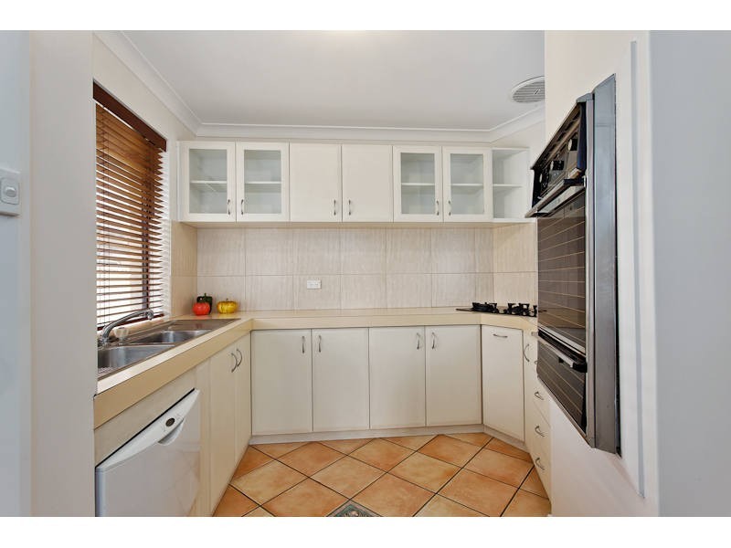 2/8 Macrae Road, Applecross WA 6153