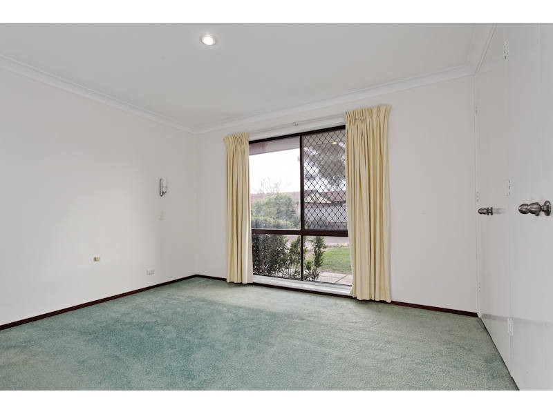 2/8 Macrae Road, Applecross WA 6153