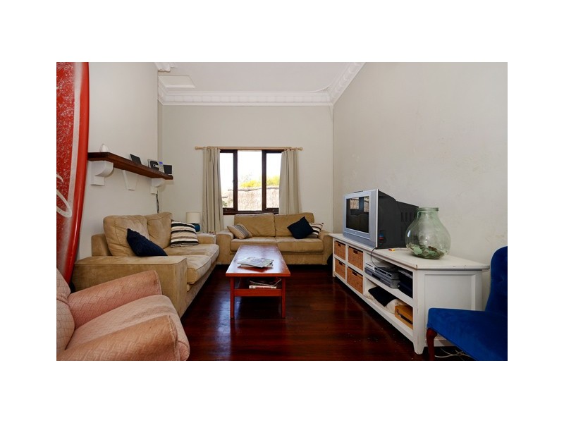 1/87 Stirling Highway, North Fremantle WA 6159