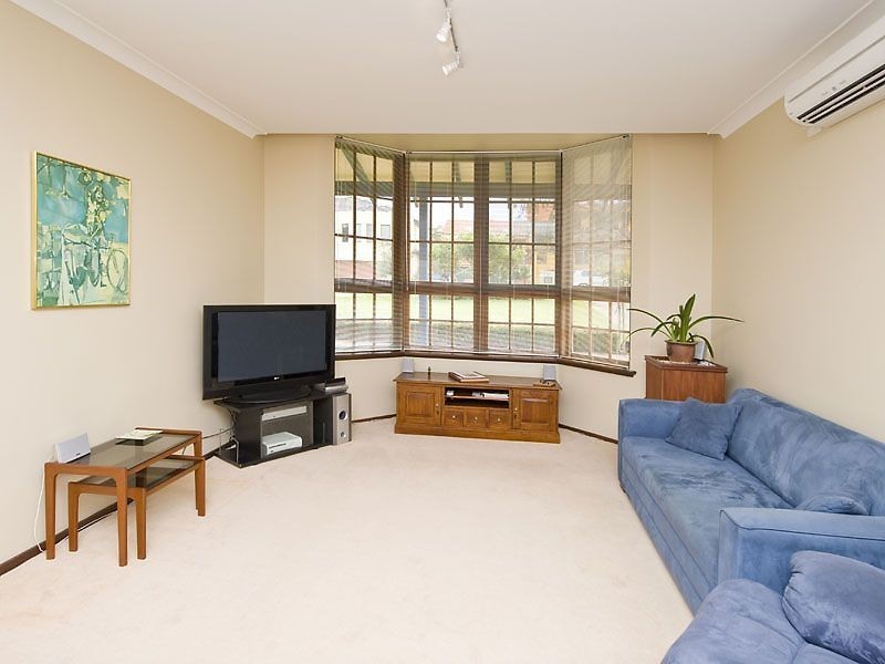 15 Wayeela Place, City Beach WA 6015