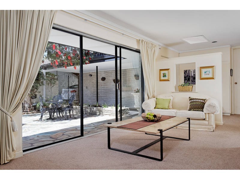 79 Glengariff Drive, Floreat WA 6014