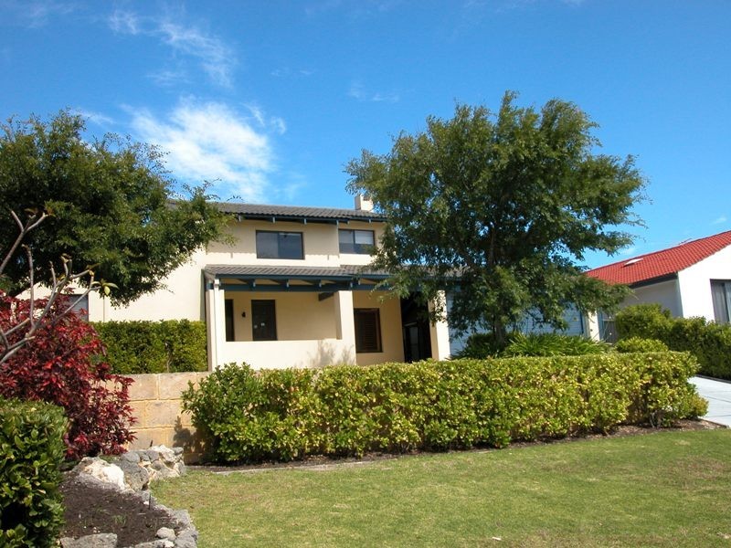 16 Kinkuna Way, City Beach WA 6015
