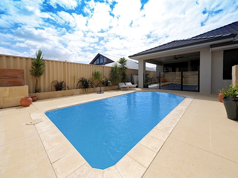 16 Atlantic Avenue, Iluka WA 6028