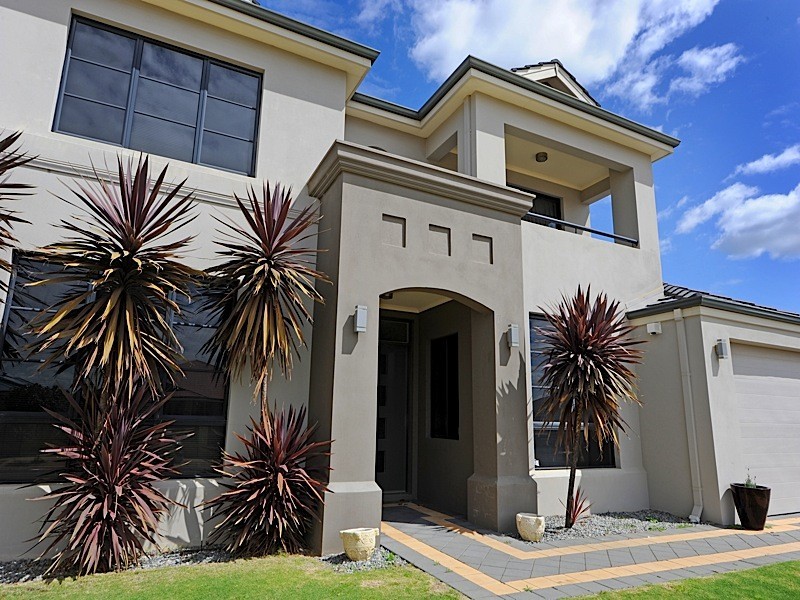 16 Atlantic Avenue, Iluka WA 6028