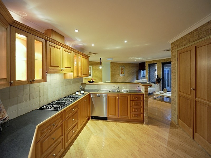 51 Churchlands Ave, Churchlands WA 6018