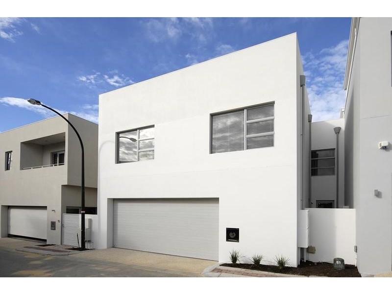 4 Gali Lane, City Beach WA 6015