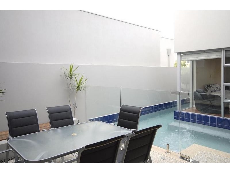 4 Gali Lane, City Beach WA 6015