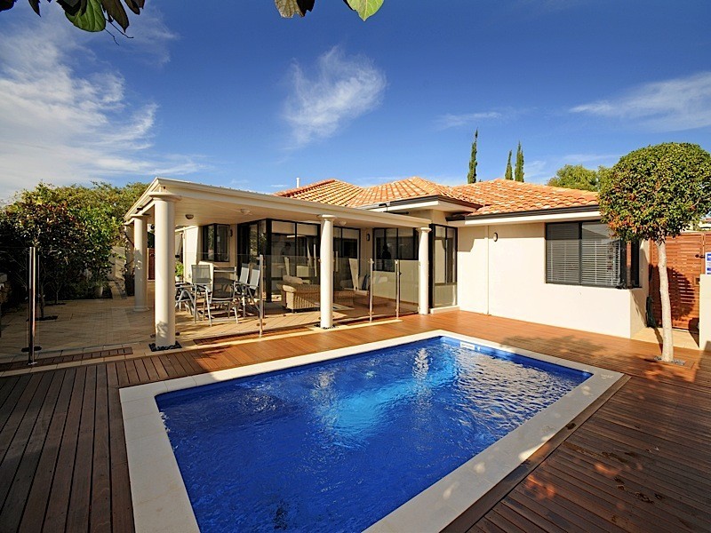 35 Quincy Loop, Iluka WA 6028