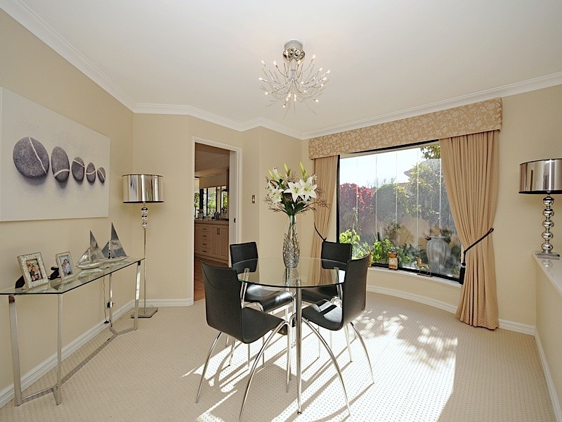35 Quincy Loop, Iluka WA 6028
