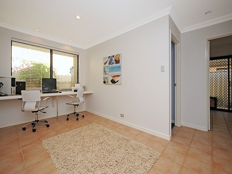 35 Quincy Loop, Iluka WA 6028