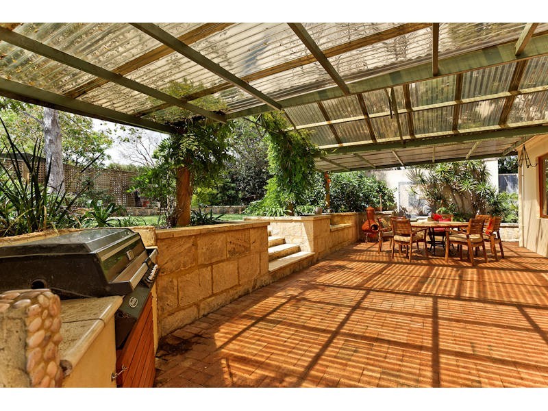 18 Shann Street, Floreat WA 6014