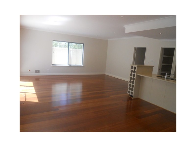 37A Haldane St, Mount Claremont WA 6010