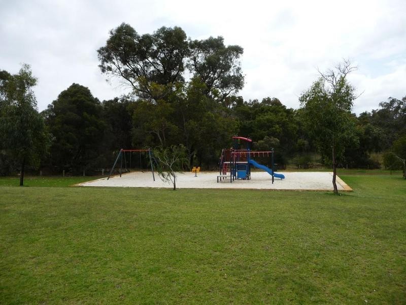 23 Summerhayes Drive, Karrinyup WA 6018