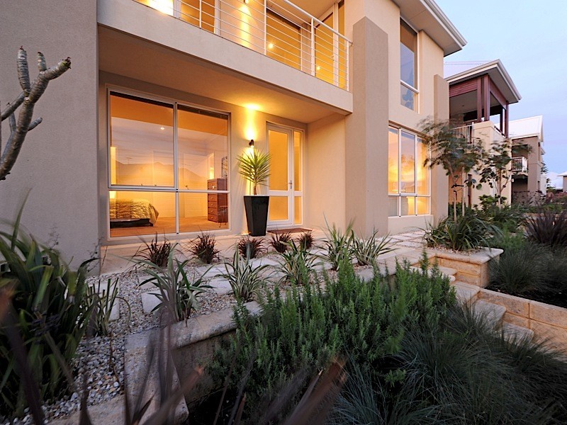 28 Maldives Drive, Hillarys WA 6025