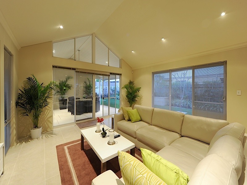 28 Maldives Drive, Hillarys WA 6025