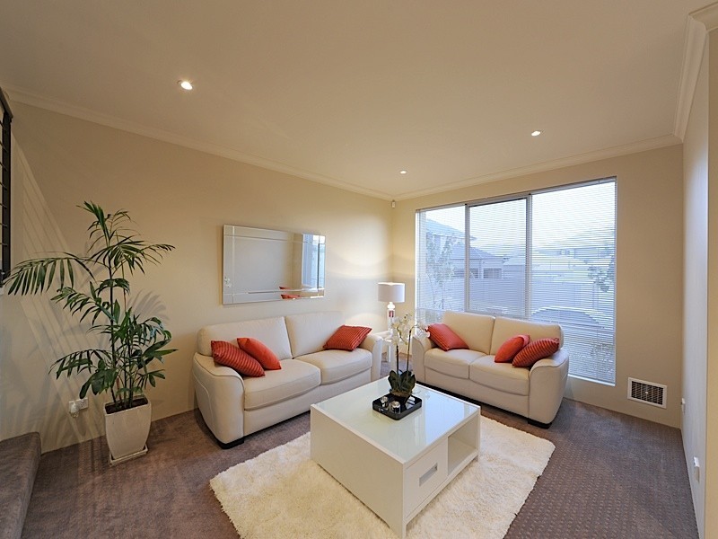 28 Maldives Drive, Hillarys WA 6025