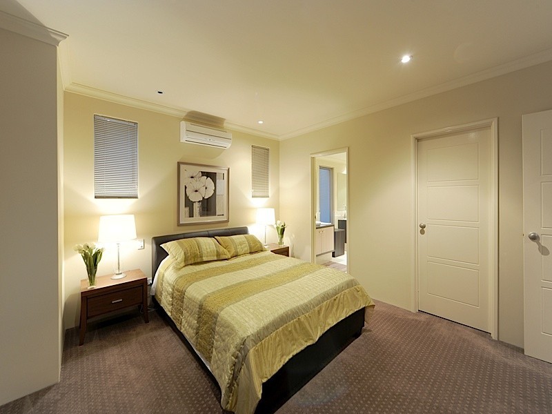 28 Maldives Drive, Hillarys WA 6025