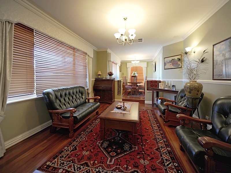 1 Bethany Gardens, Iluka WA 6028