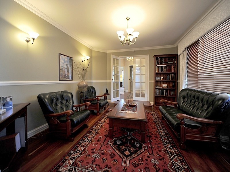 1 Bethany Gardens, Iluka WA 6028