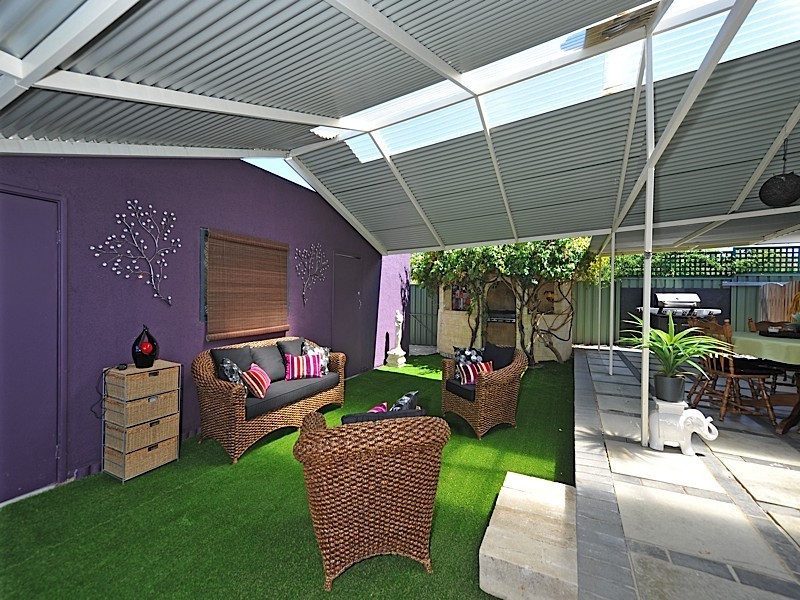 44 Mangrove Cct, Banksia Grove WA 6031