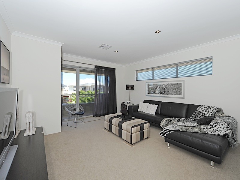 36 Backwater Circle, Burns Beach WA 6028
