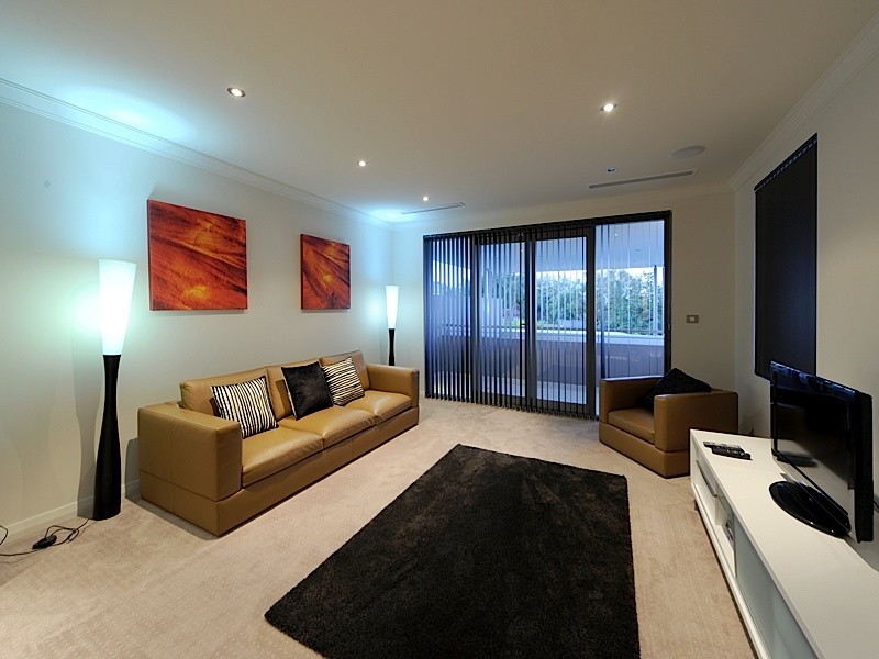 4 Gayton Road, City Beach WA 6015