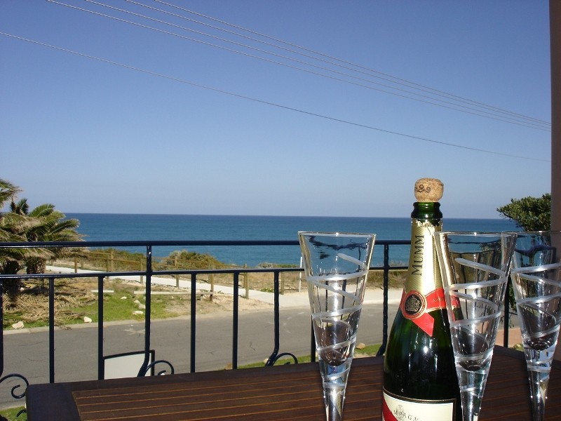 25a Compass Circle, Yanchep WA 6035