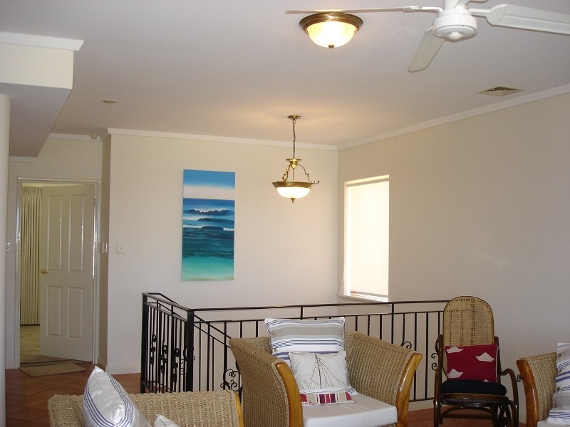 25a Compass Circle, Yanchep WA 6035