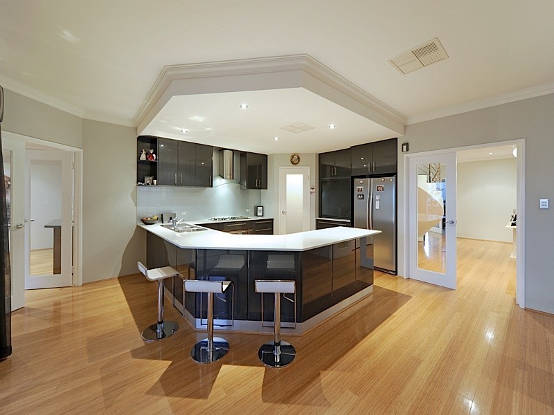 2 Whitehaven Avenue, Burns Beach WA 6028