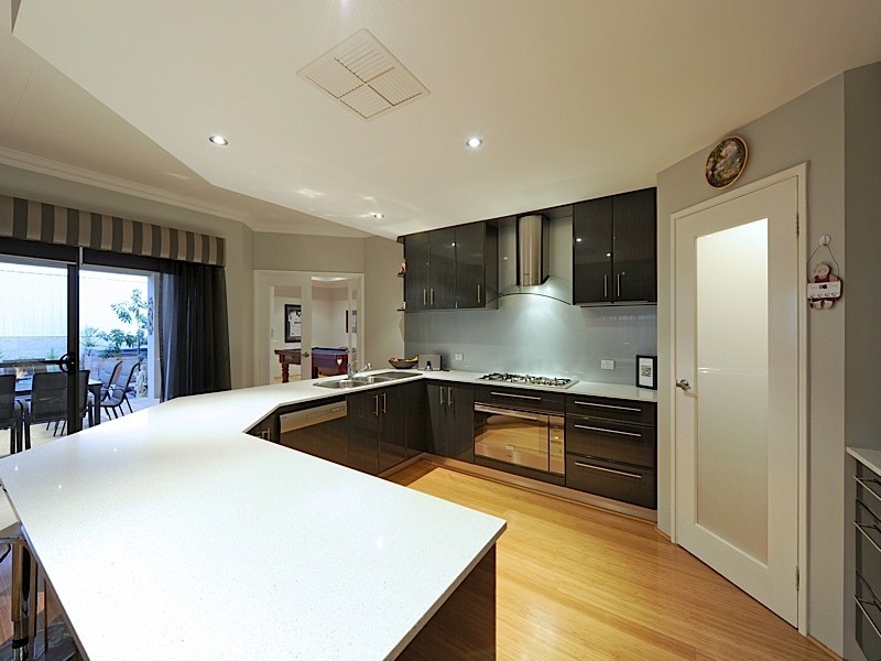 2 Whitehaven Avenue, Burns Beach WA 6028