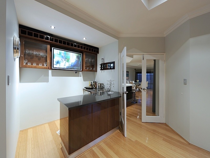 2 Whitehaven Avenue, Burns Beach WA 6028